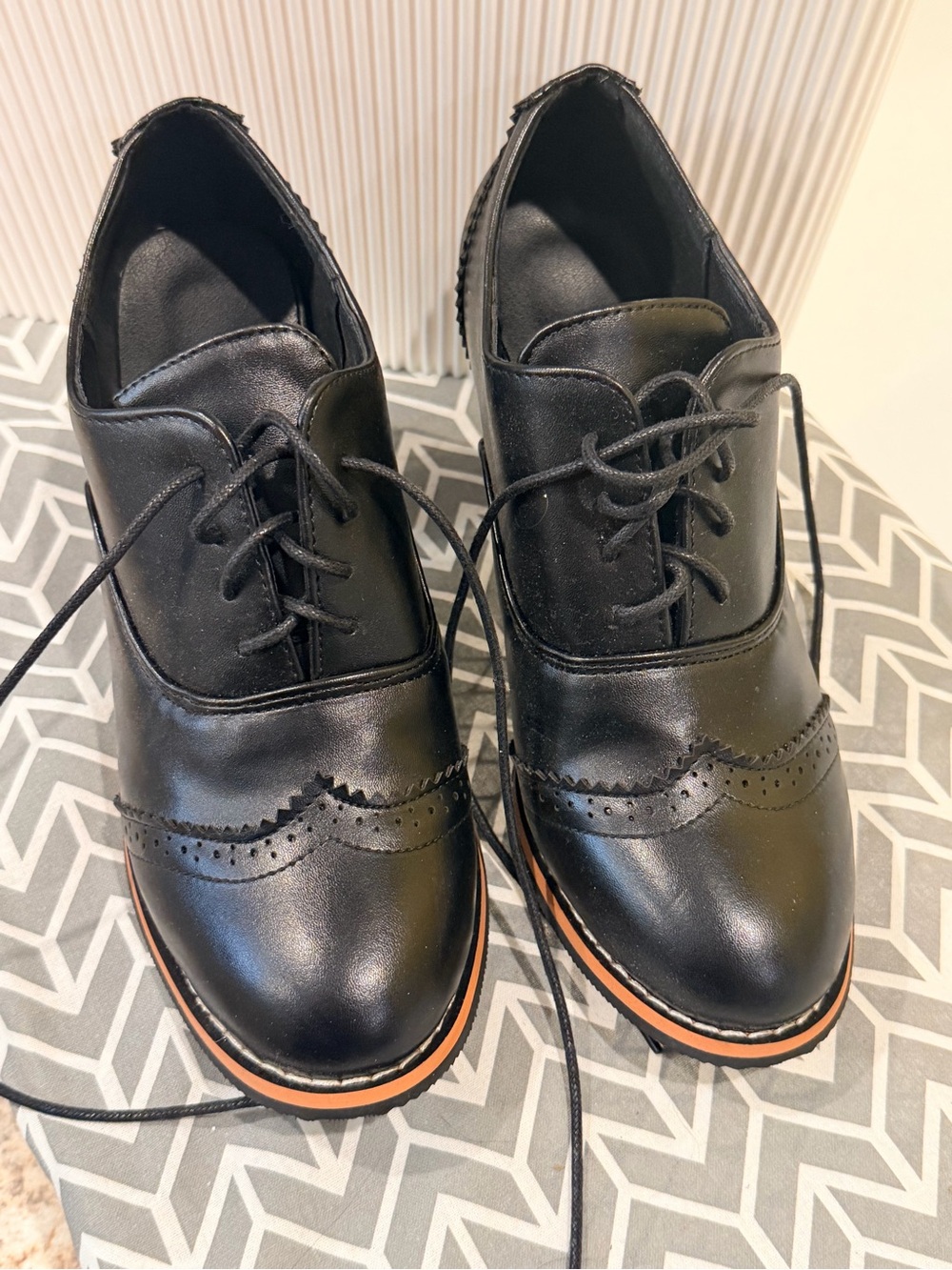Classic Black Brogue SHEIN Lace-Up Oxfords for Women